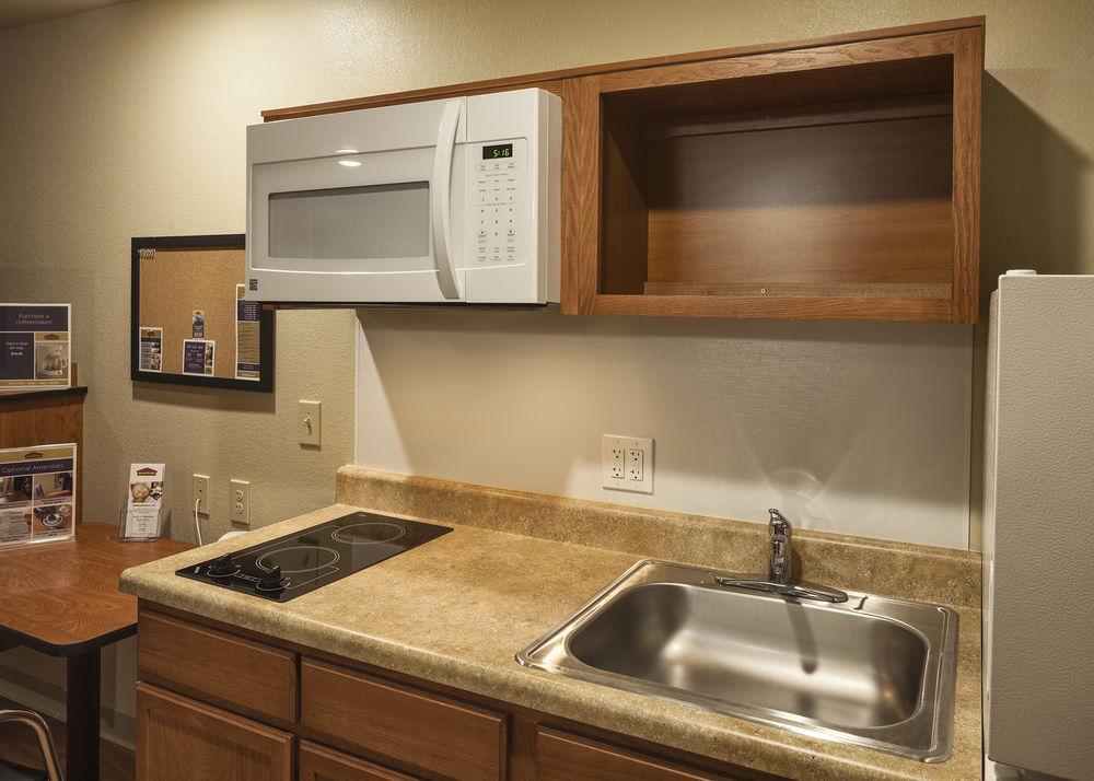 Woodspring Suites Lincoln Northeast I-80 Bagian luar foto